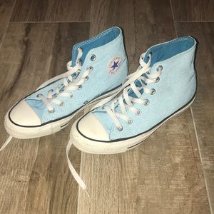 High-top Converse